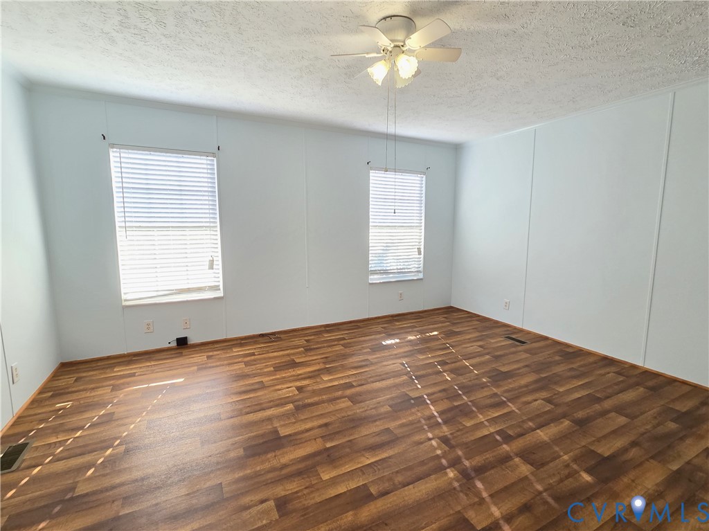 19 Sheppards Drive, Sheppards Land Subd, Farmville, VA 23901