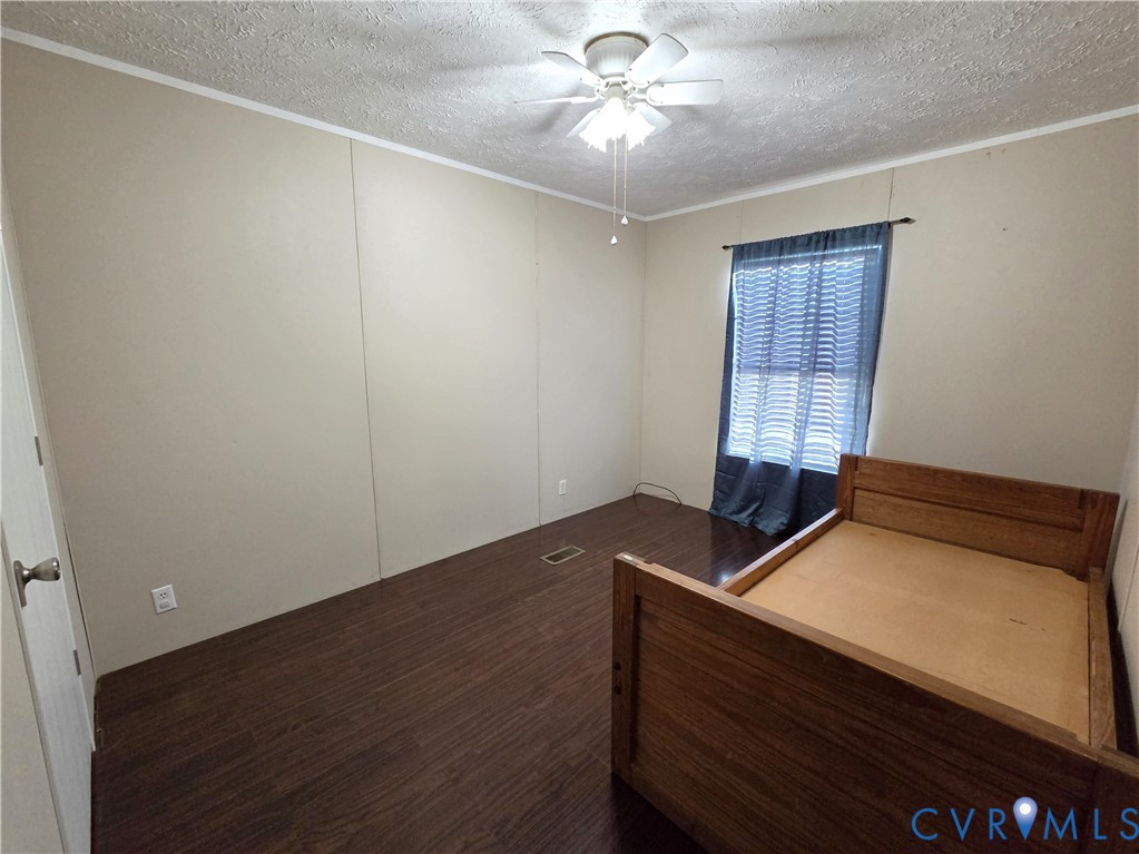 19 Sheppards Drive, Sheppards Land Subd, Farmville, VA 23901