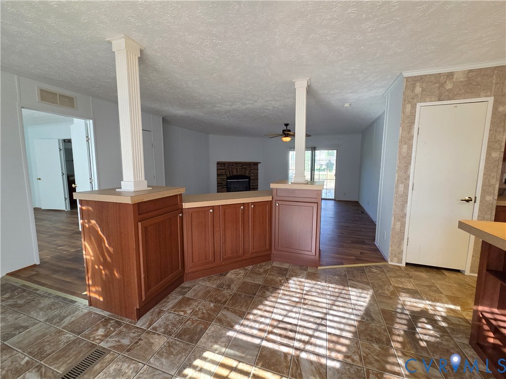 19 Sheppards Drive, Sheppards Land Subd, Farmville, VA 23901