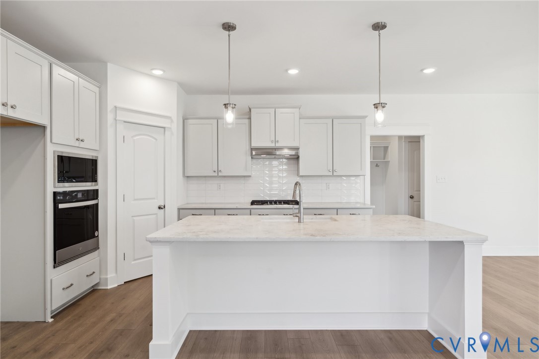 4025 Robins Ridge Drive, Tuckmar Farm, Moseley, VA 23120 4025 Robins Ridge Drive, Tuckmar Farm, Moseley, VA 23120
