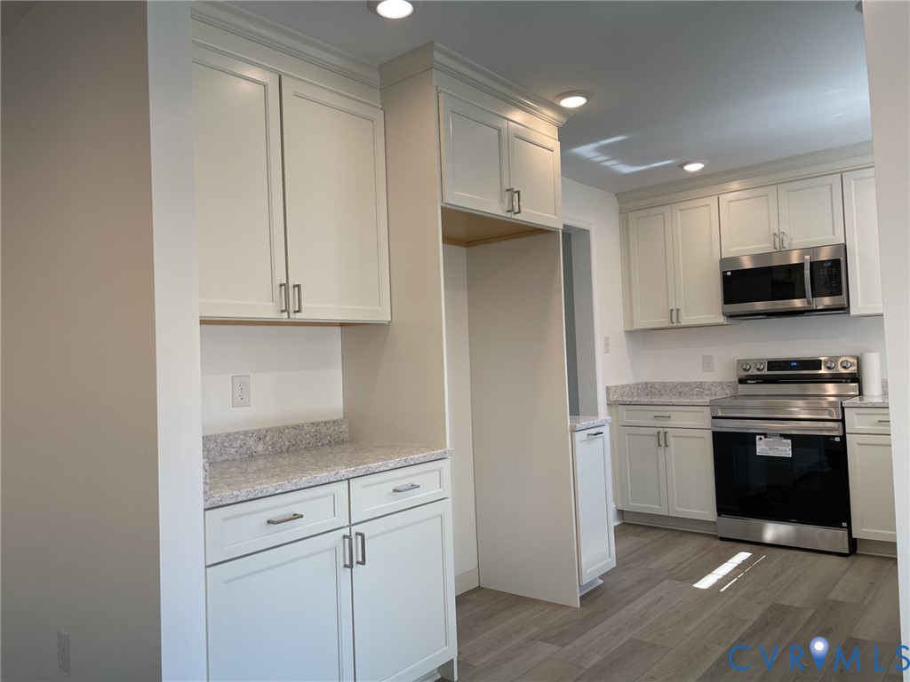 2315 Dee Kay Drive, Eldridge Grove, Henrico, VA 23228