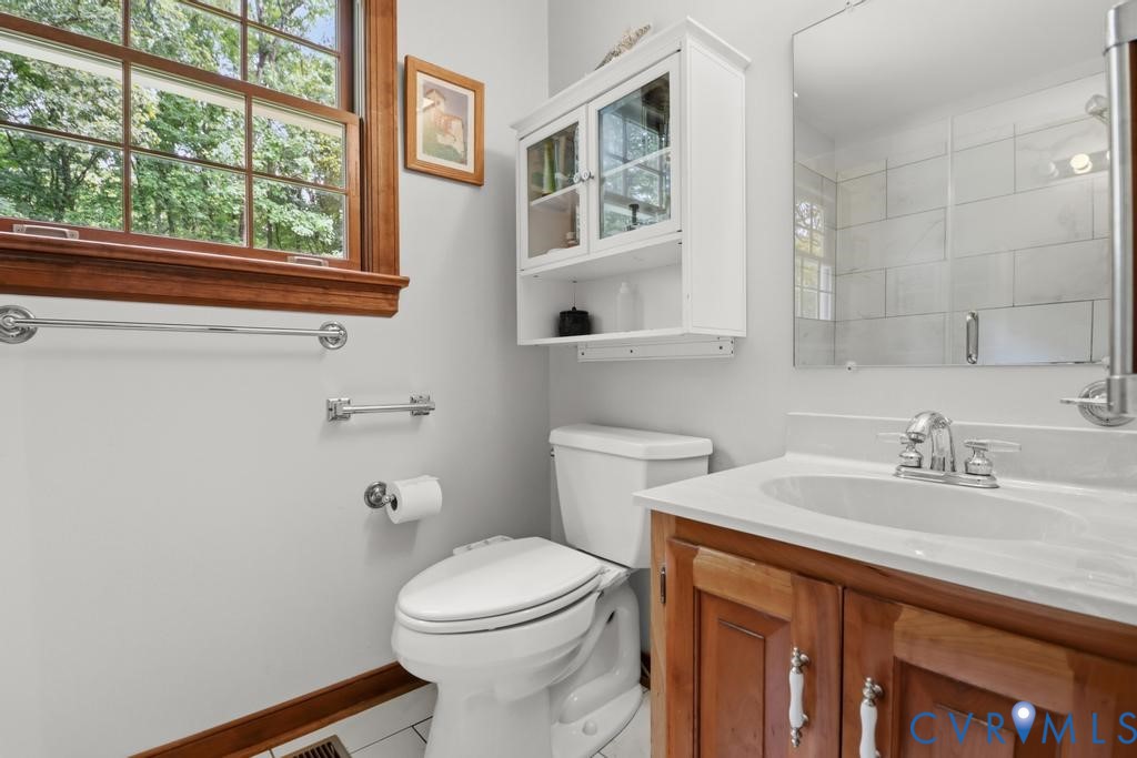 1st Floor Bathroom