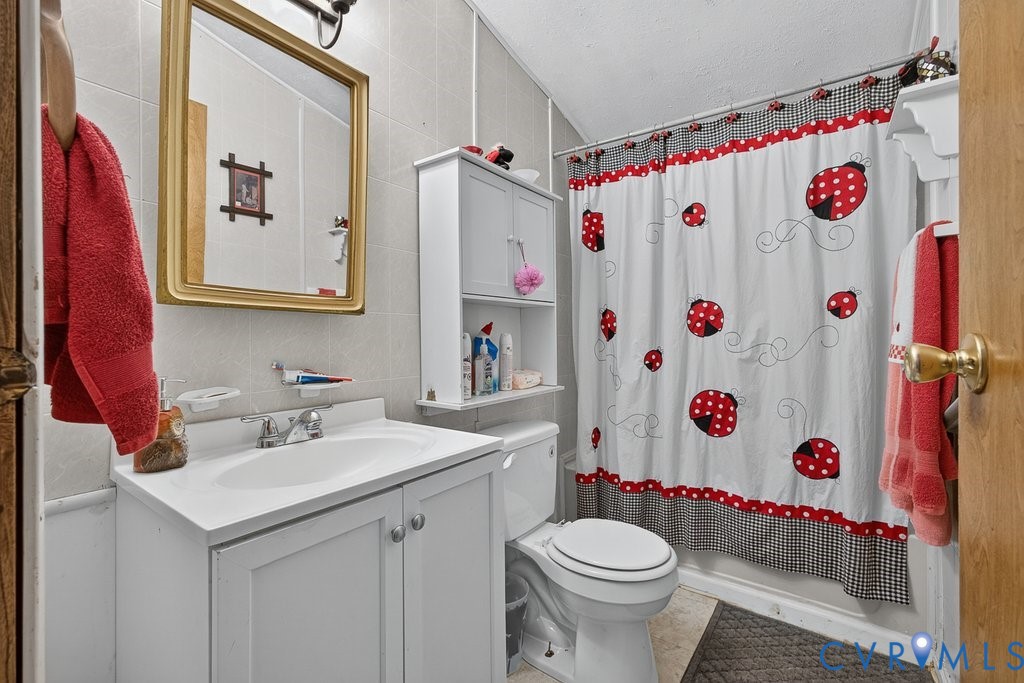 shared hall bathroom