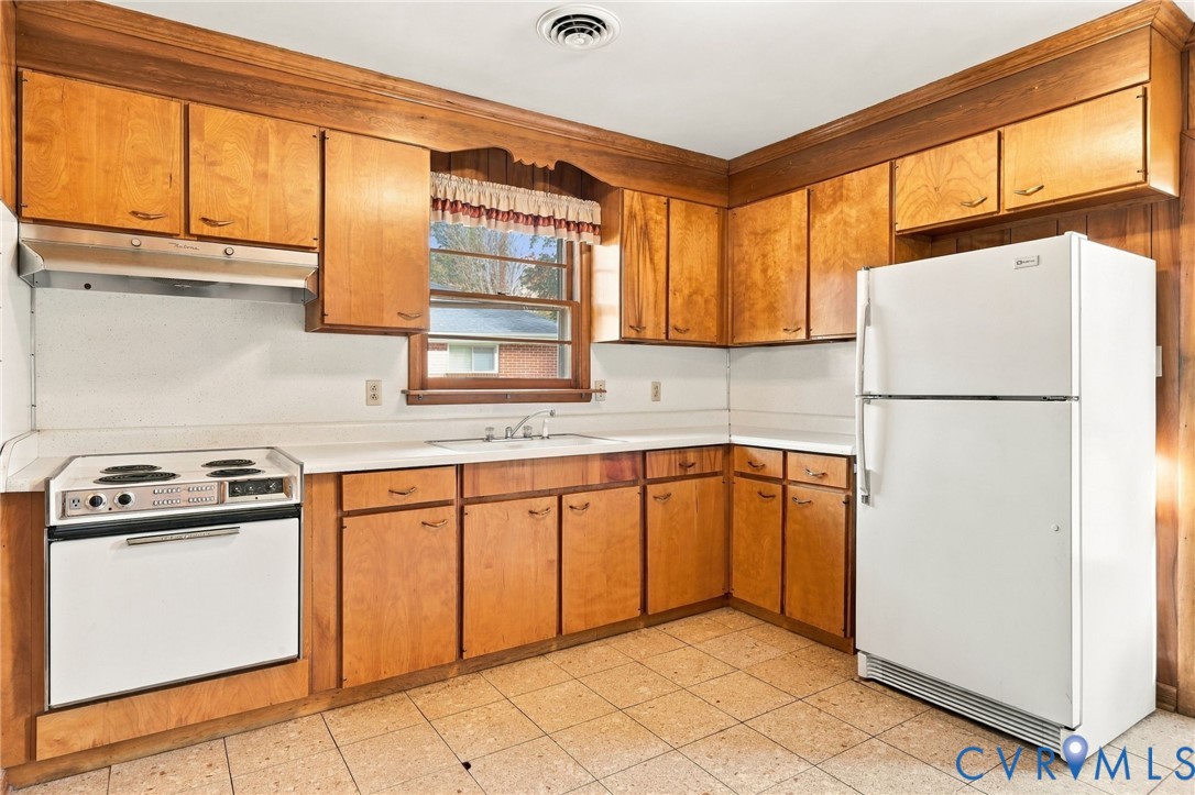 8621 Lyndale Drive, Longwood Acres, North Chesterfield, VA 23235