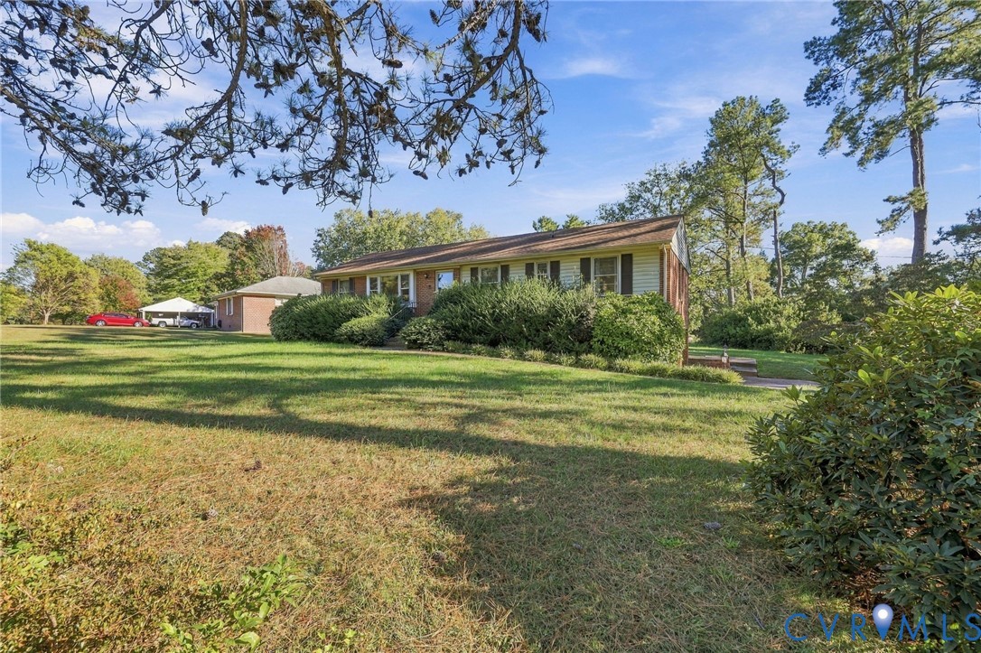 8621 Lyndale Drive, Longwood Acres, North Chesterfield, VA 23235