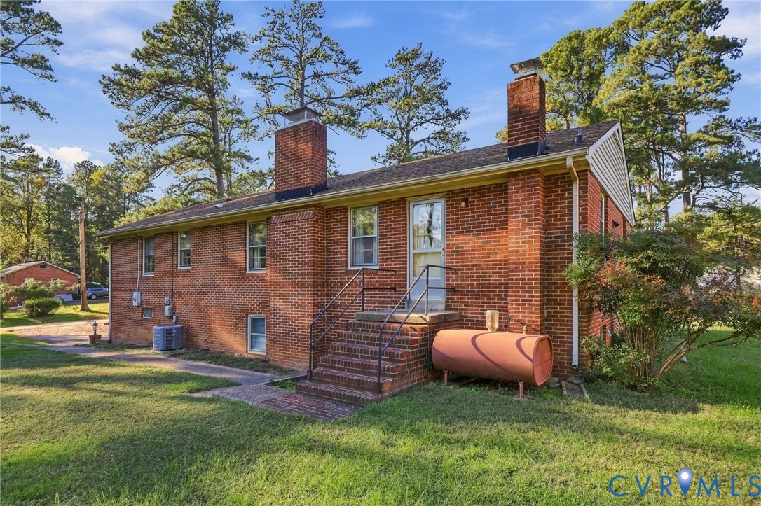 8621 Lyndale Drive, Longwood Acres, North Chesterfield, VA 23235