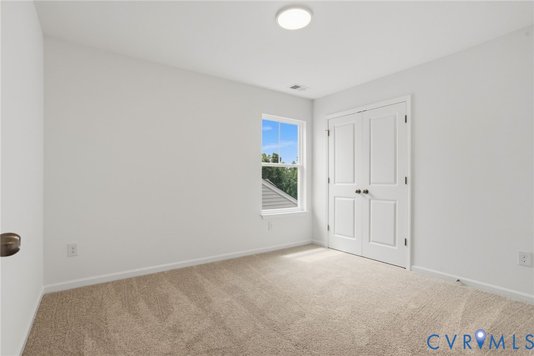 This home is TO BE BUILT. The photo represents the plan, not the actual home. Design selections may vary.