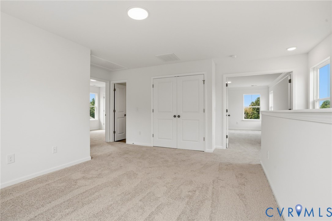 This home is TO BE BUILT. The photo represents the plan, not the actual home. Design selections may vary.