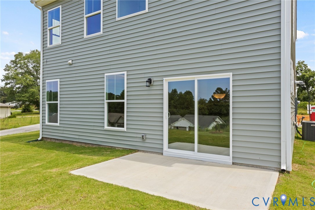 This home is TO BE BUILT. The photo represents the plan, not the actual home. Design selections may vary.