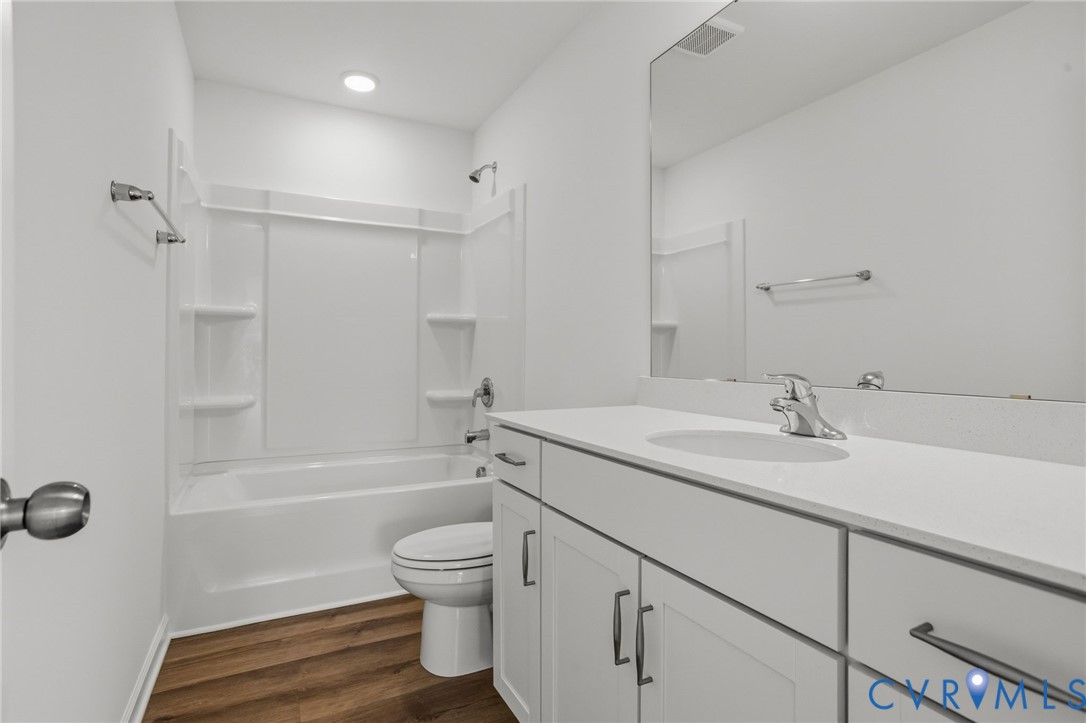 This home is TO BE BUILT. The photo represents the plan, not the actual home. Design selections may vary.
