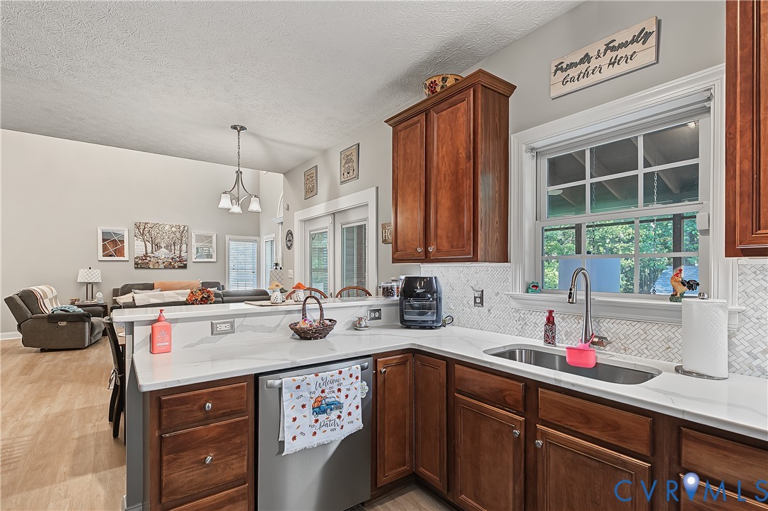 512 Greyshire Drive, Montclair, Chester, VA 23836