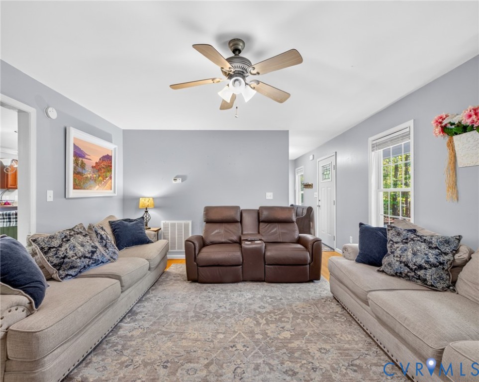 52 Forest Pass, Forest Ridge, Scottsville, VA 24590