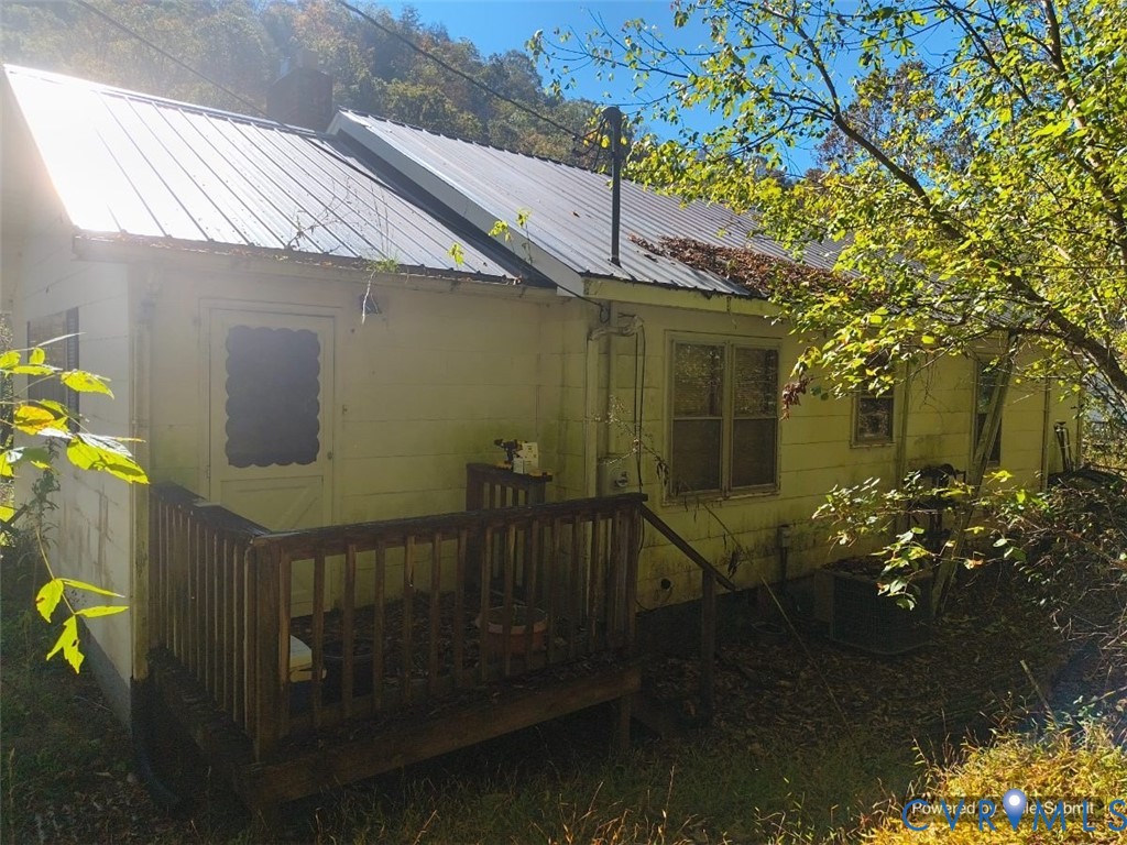 1602 Fairview Road, Duffield, VA 24245