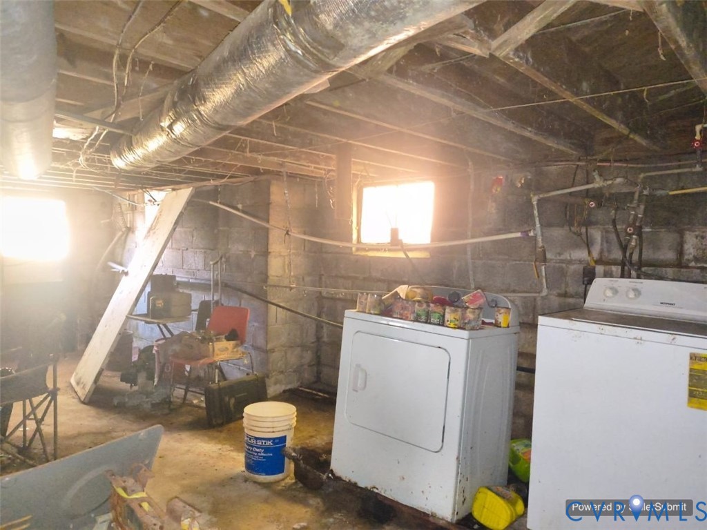 1602 Fairview Road, Duffield, VA 24245
