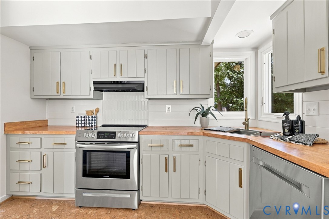 1325 Ware Road, Westham Area, Henrico, VA 23229