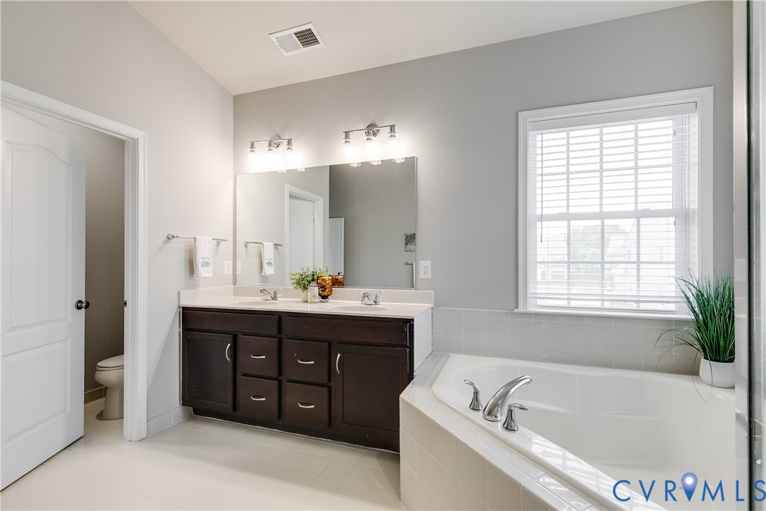 6031 Trail Ride Drive, Wynwood At FoxCreek, Moseley, VA 23120