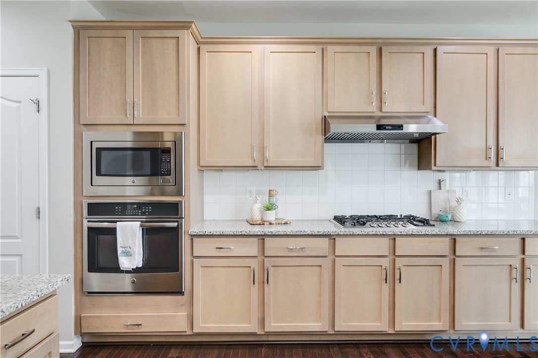 6031 Trail Ride Drive, Wynwood At FoxCreek, Moseley, VA 23120