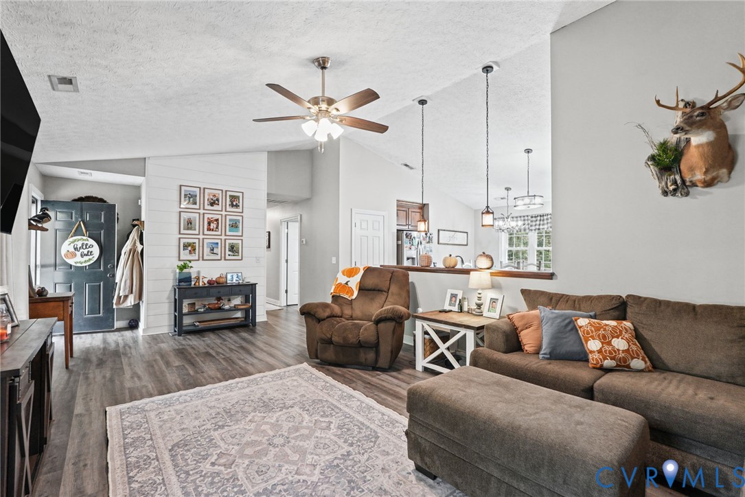 199 Forest Lane, King William, VA 23086