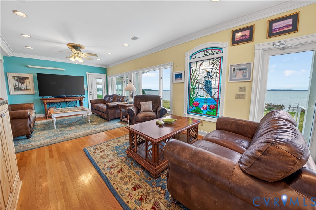356 N Shore Road, Waterfront, Locust Hill, VA 23092
