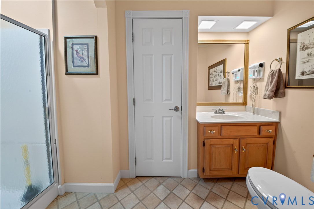 356 N Shore Road, Waterfront, Locust Hill, VA 23092