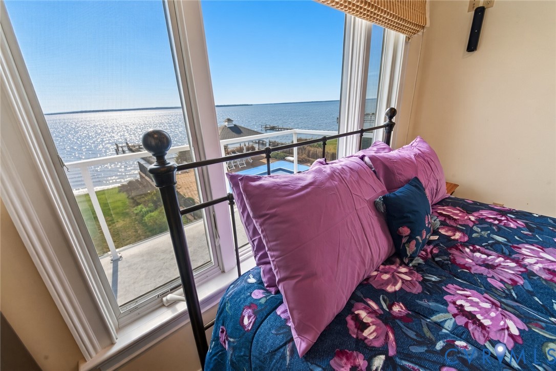 356 N Shore Road, Waterfront, Locust Hill, VA 23092