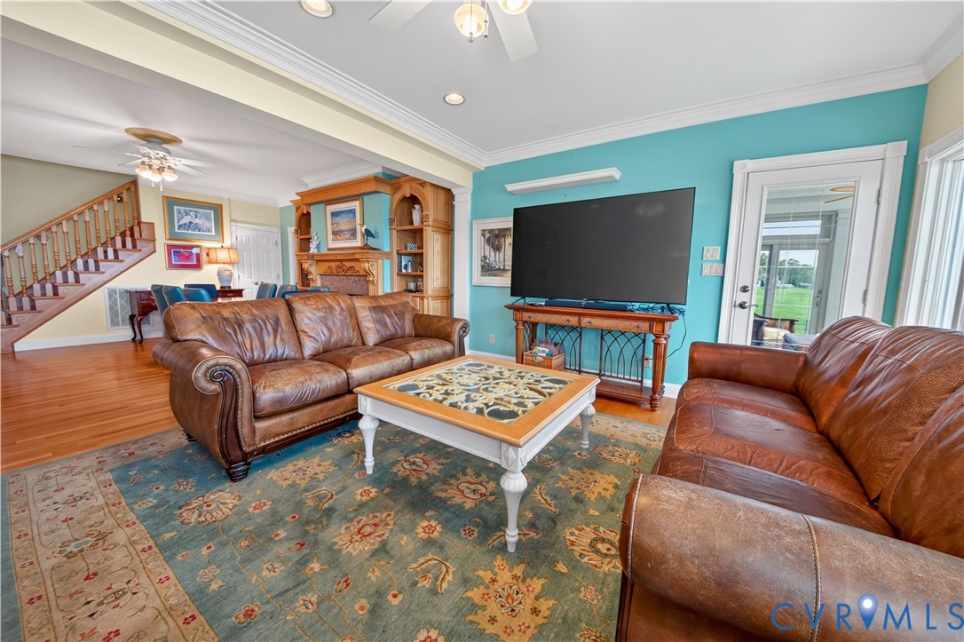 356 N Shore Road, Waterfront, Locust Hill, VA 23092