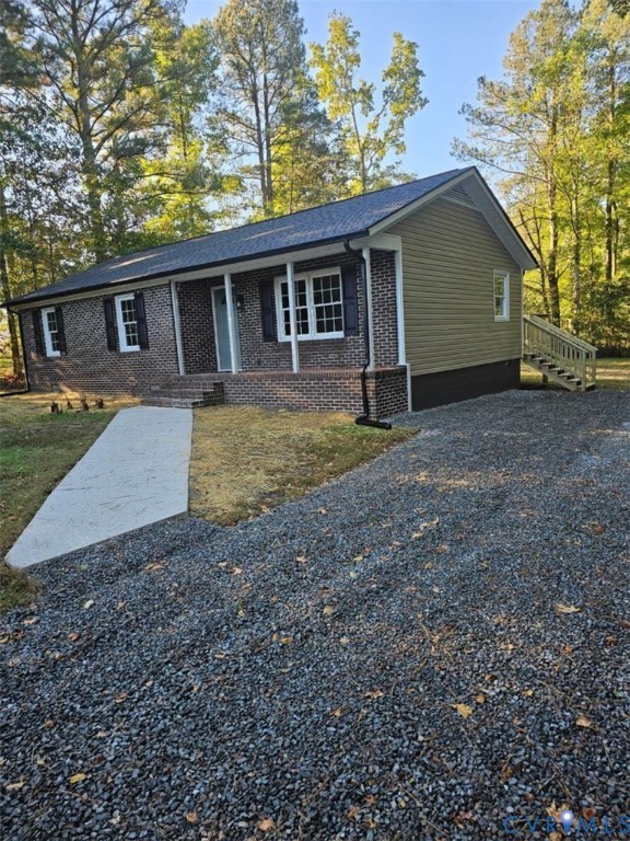 185 Barefords Mill Road, Essex, VA 22454