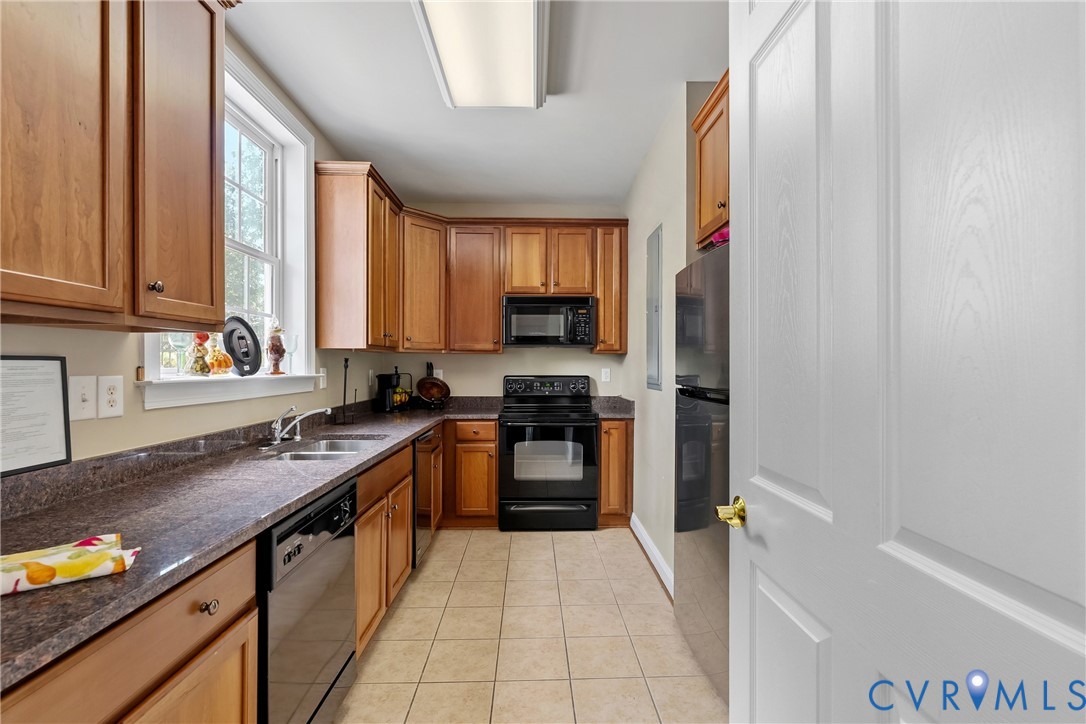 Community Clubhouse Kitchen
