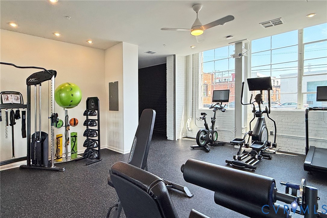 1716 Summit Avenue, #2, Scott's Addition, Richmond, VA 23230