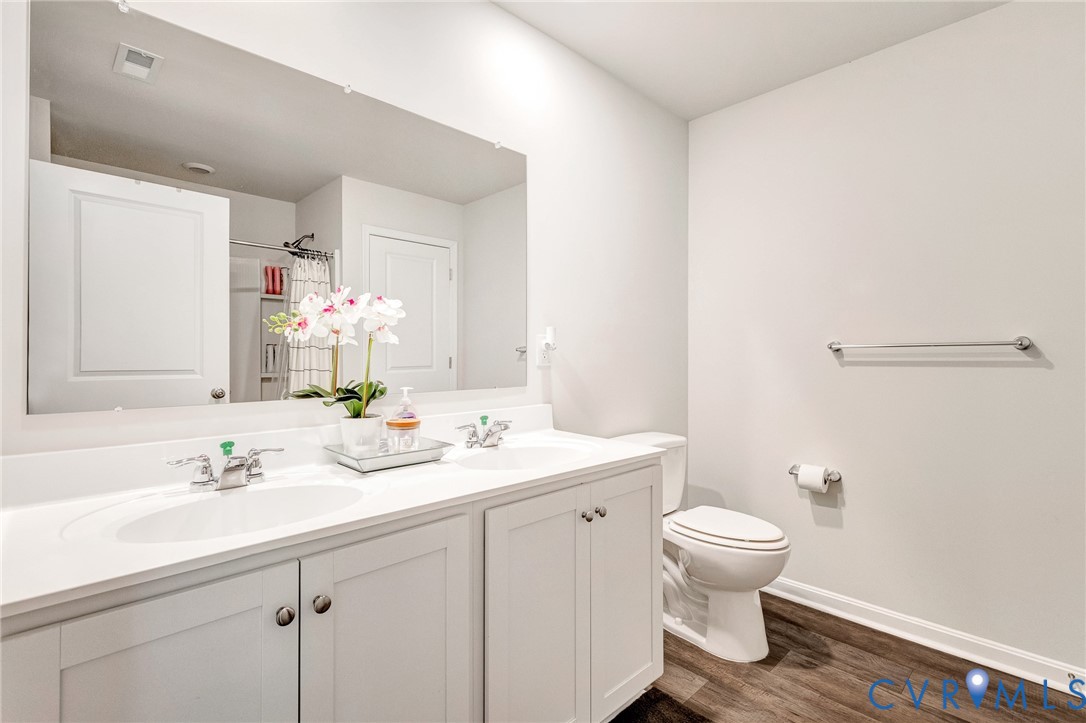 205 River Landing Crescent, Riverwood Estates, Franklin, VA 23851