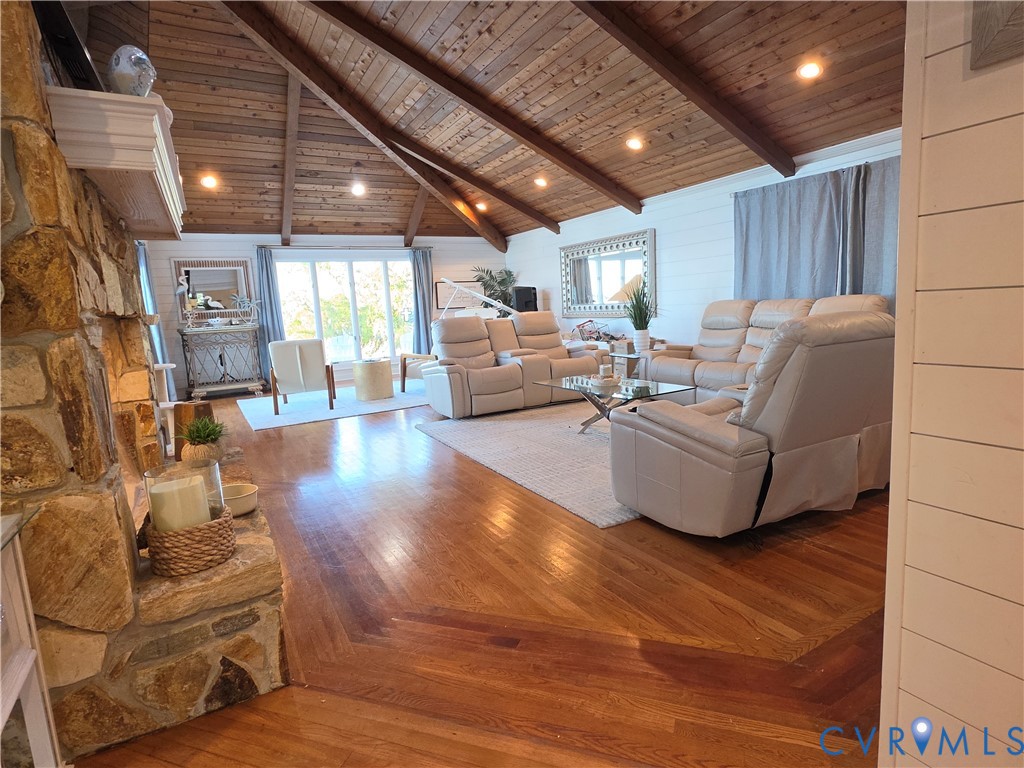 1720 Kings Highway, Suffolk, VA 23435
