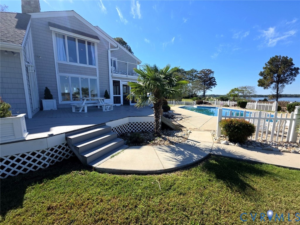 1720 Kings Highway, Suffolk, VA 23435