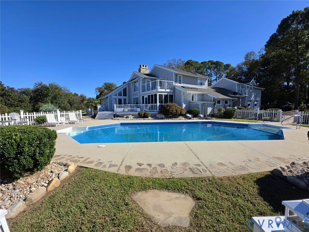 1720 Kings Highway, Suffolk, VA 23435