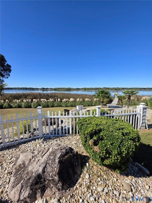 1720 Kings Highway, Suffolk, VA 23435