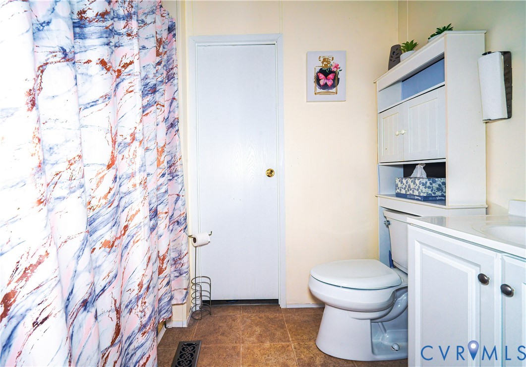 2672 Hadensville Fife Road, Goochland, VA 23063
