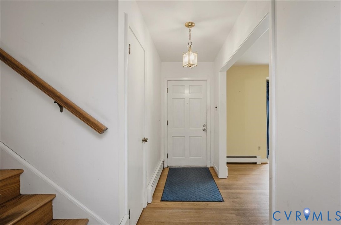 11016 Ashburn Road, North Chesterfield, VA 23235
