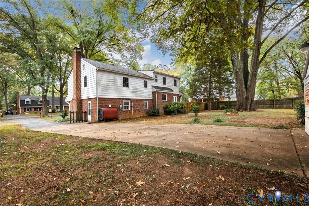 11016 Ashburn Road, North Chesterfield, VA 23235