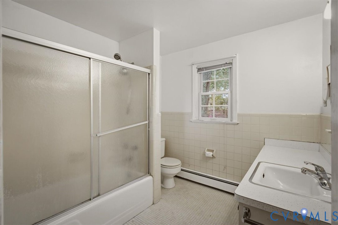 11016 Ashburn Road, North Chesterfield, VA 23235