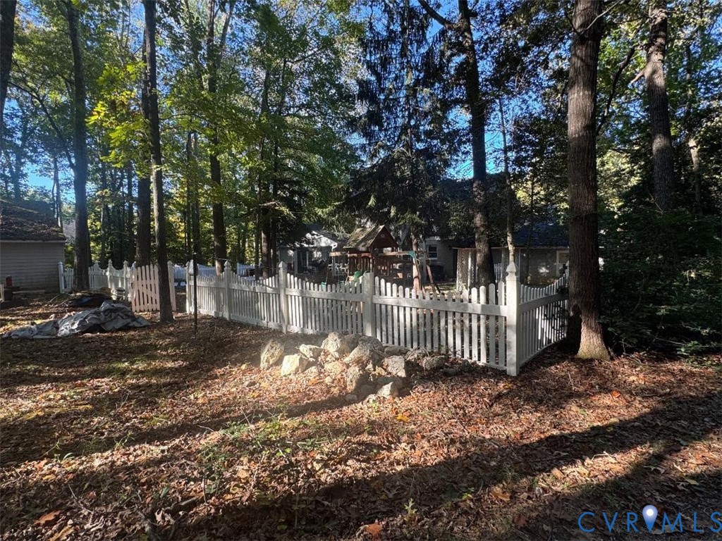 4141 Sussex Drive, Newbys Bridge, Chesterfield, VA 23832