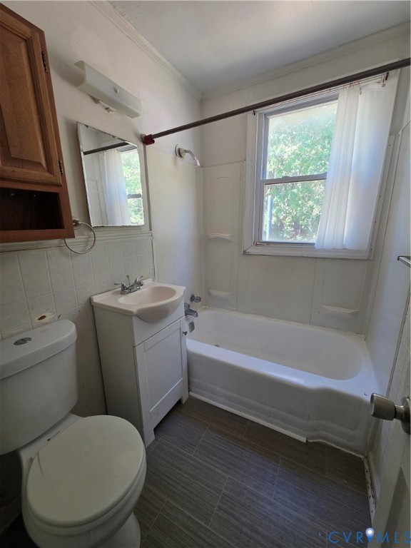 2002 Wakefield Avenue, Colonial Heights, VA 23834