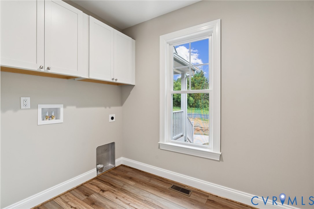 New Floorplan by builder - All photos are of a similar floorplan with same quality and craftsmanship.