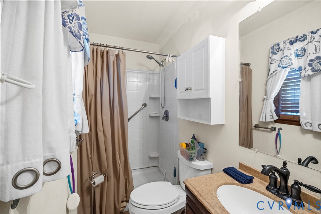 9437 Shiloh Drive, North Chesterfield, VA 23237
