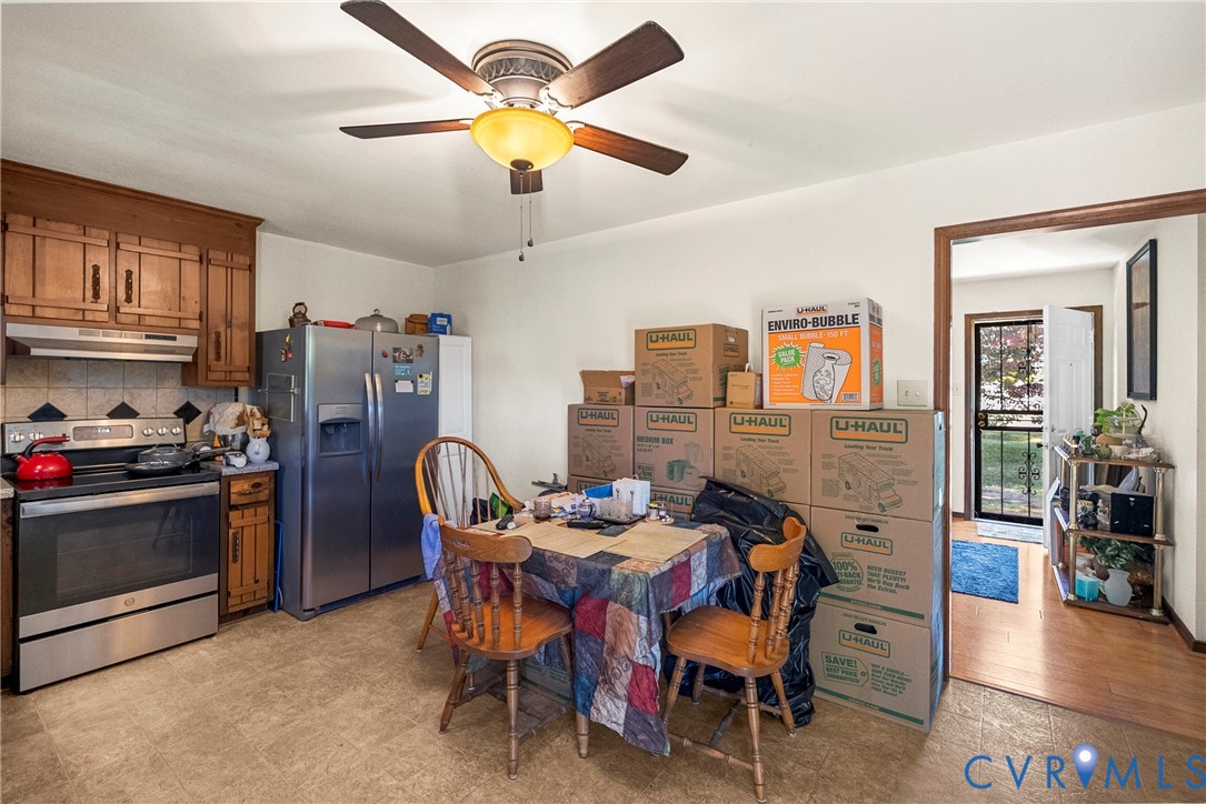 9437 Shiloh Drive, North Chesterfield, VA 23237 9437 Shiloh Drive, North Chesterfield, VA 23237