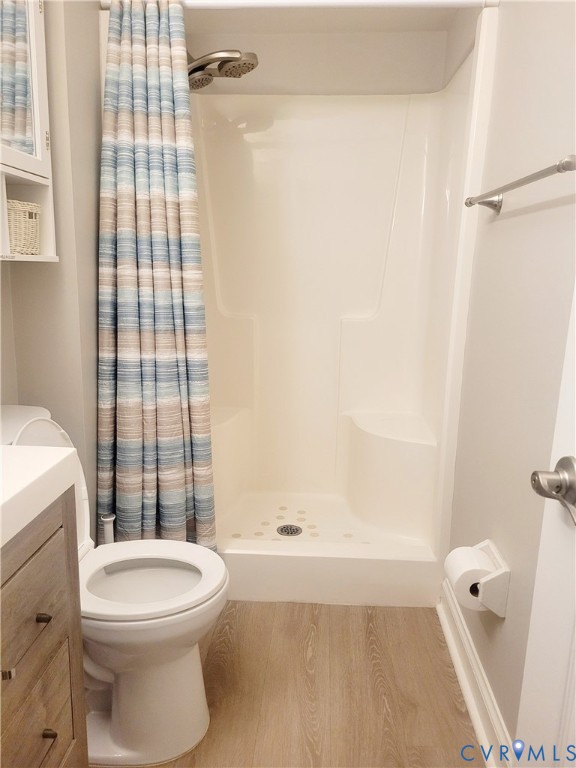 320 Middle Oaks Drive, Middle Oaks, Chesapeake, VA 23322