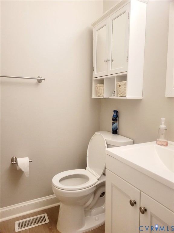 320 Middle Oaks Drive, Middle Oaks, Chesapeake, VA 23322