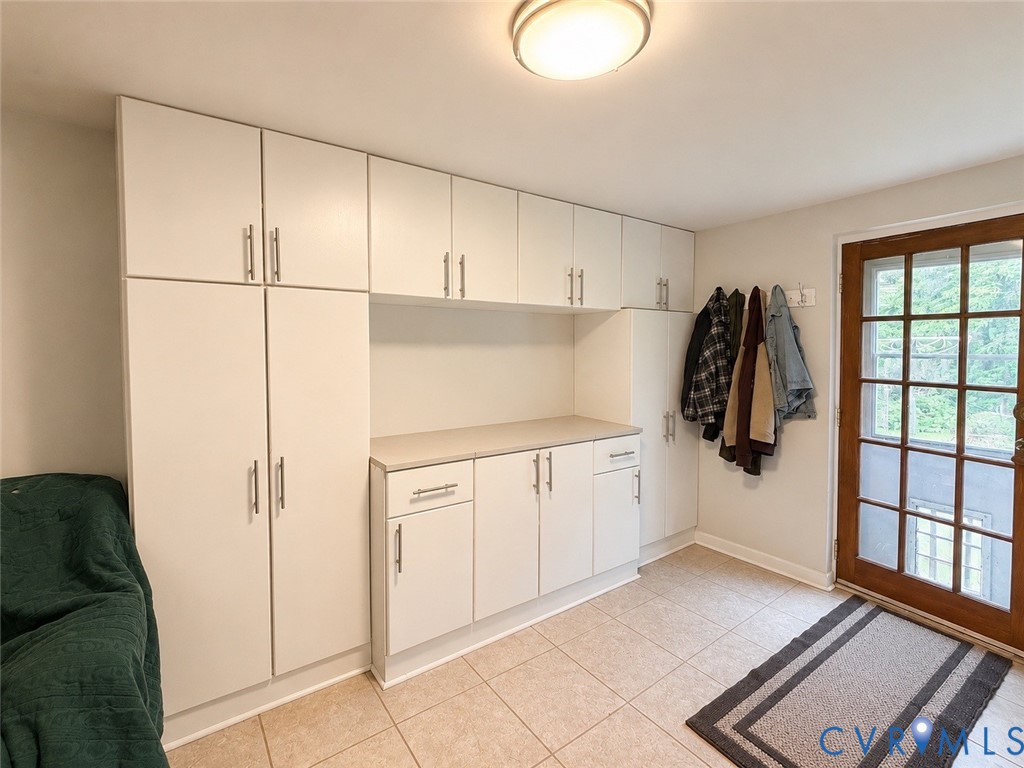 65 Cubbley Road, Hot Springs, VA 24445