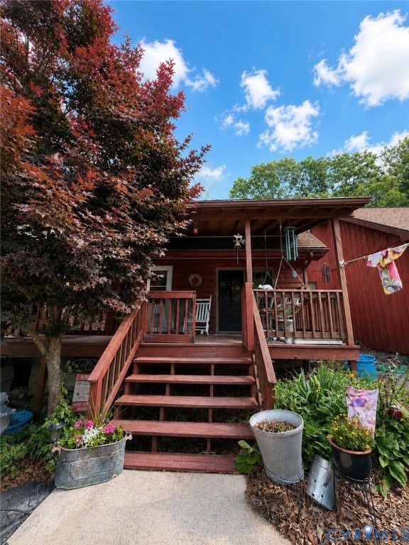 65 Cubbley Road, Hot Springs, VA 24445