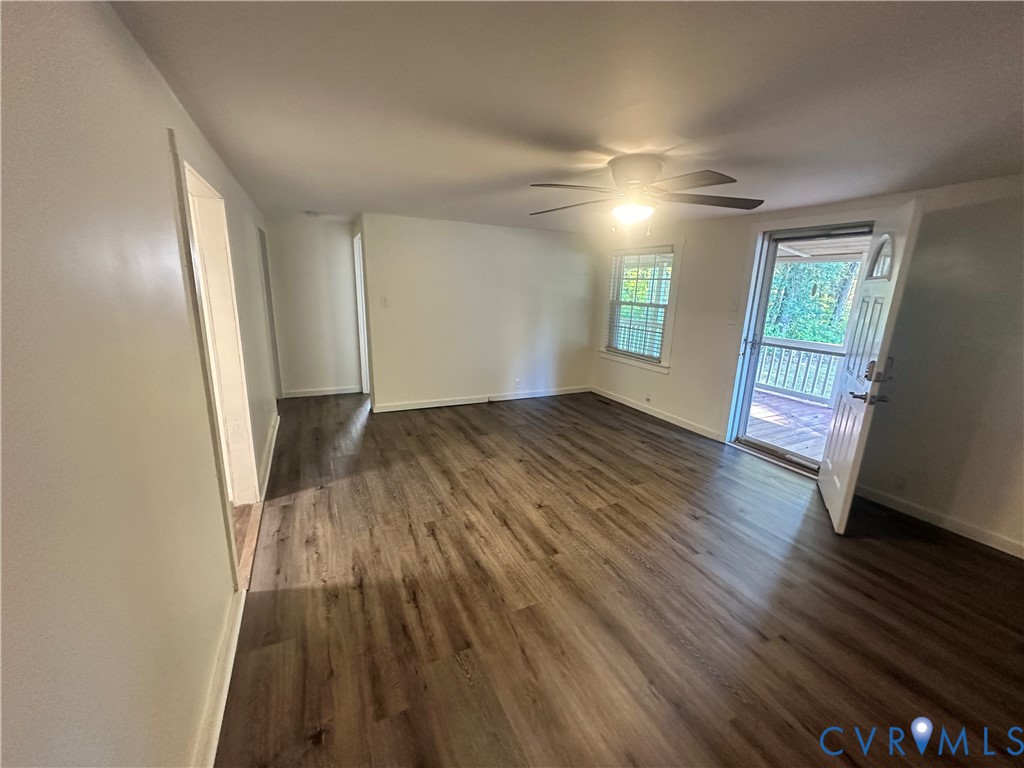 Spacious living room
