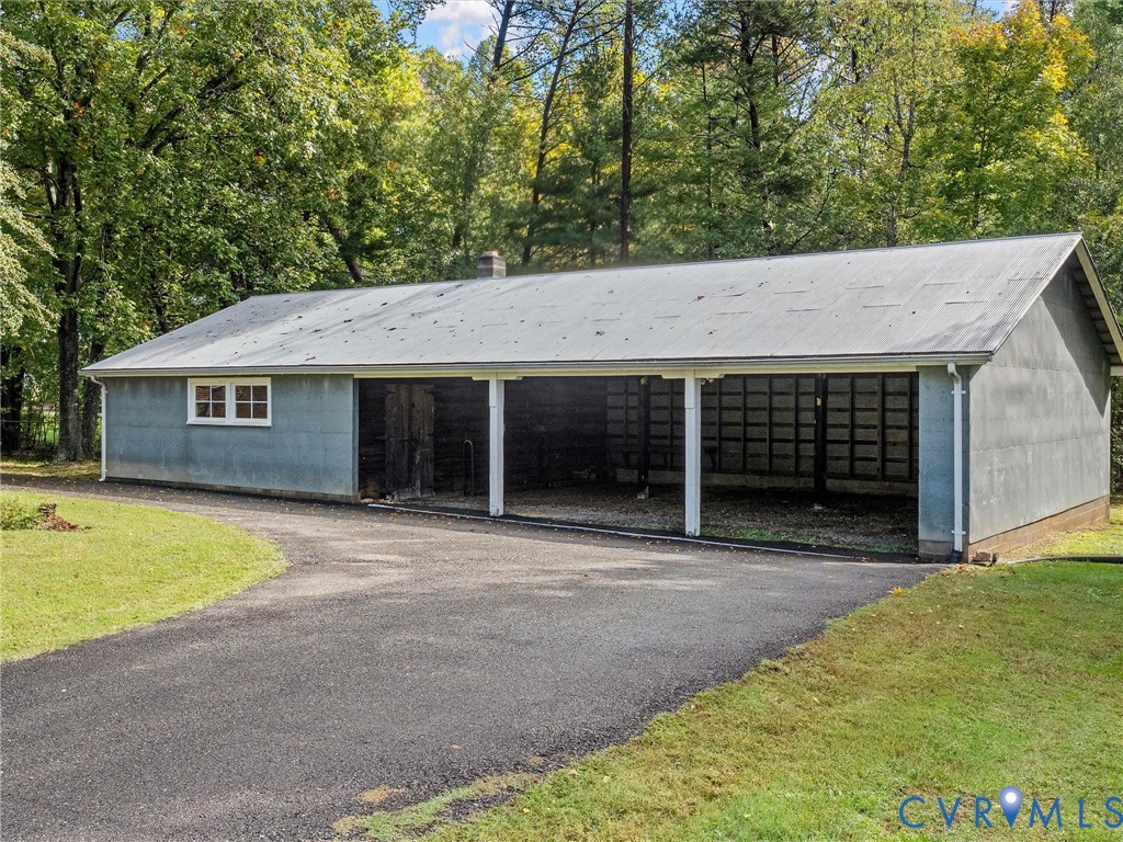 1312 Walnut Shade Road, Louisa, VA 23093