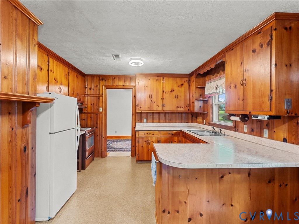 1312 Walnut Shade Road, Louisa, VA 23093